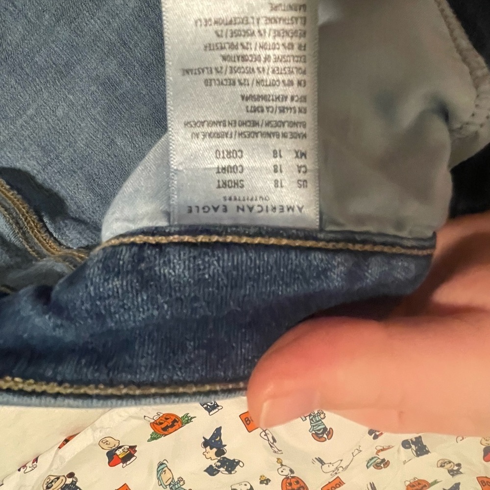 American Eagle Dark Blue Skinny Jeans - Picture 7 of 7